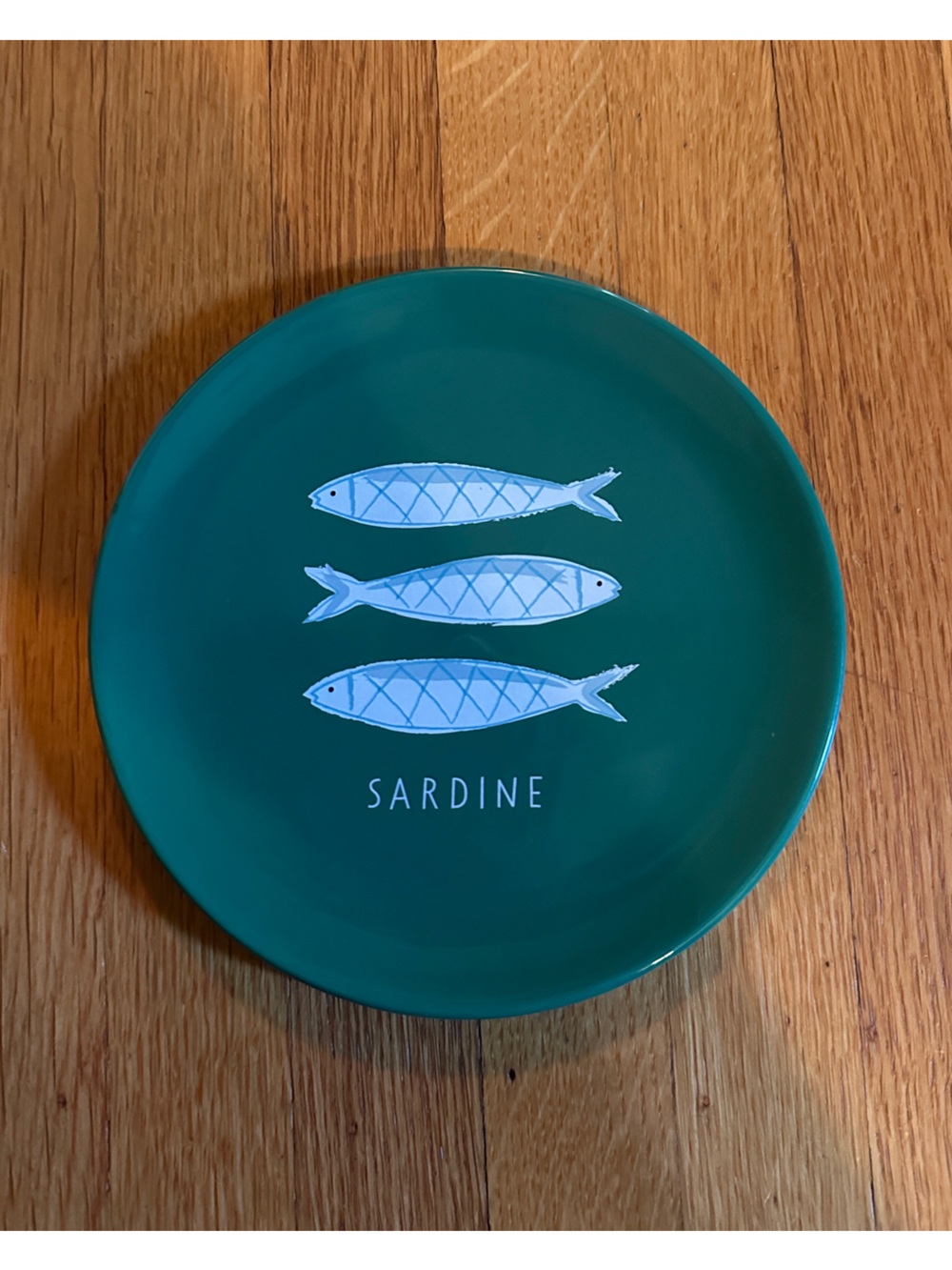 Teal Green & Blue sardine plate with three blue fish with diamond scales